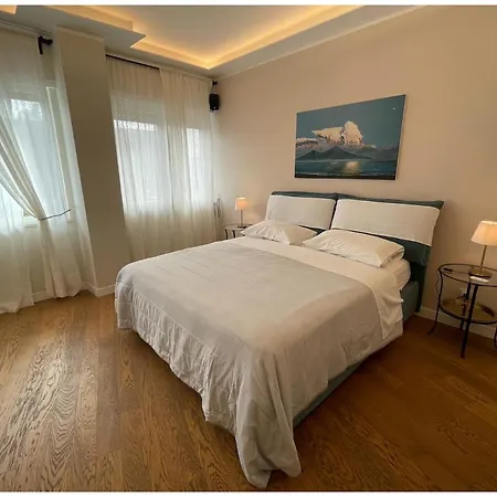 Aurelia's * Неаполь